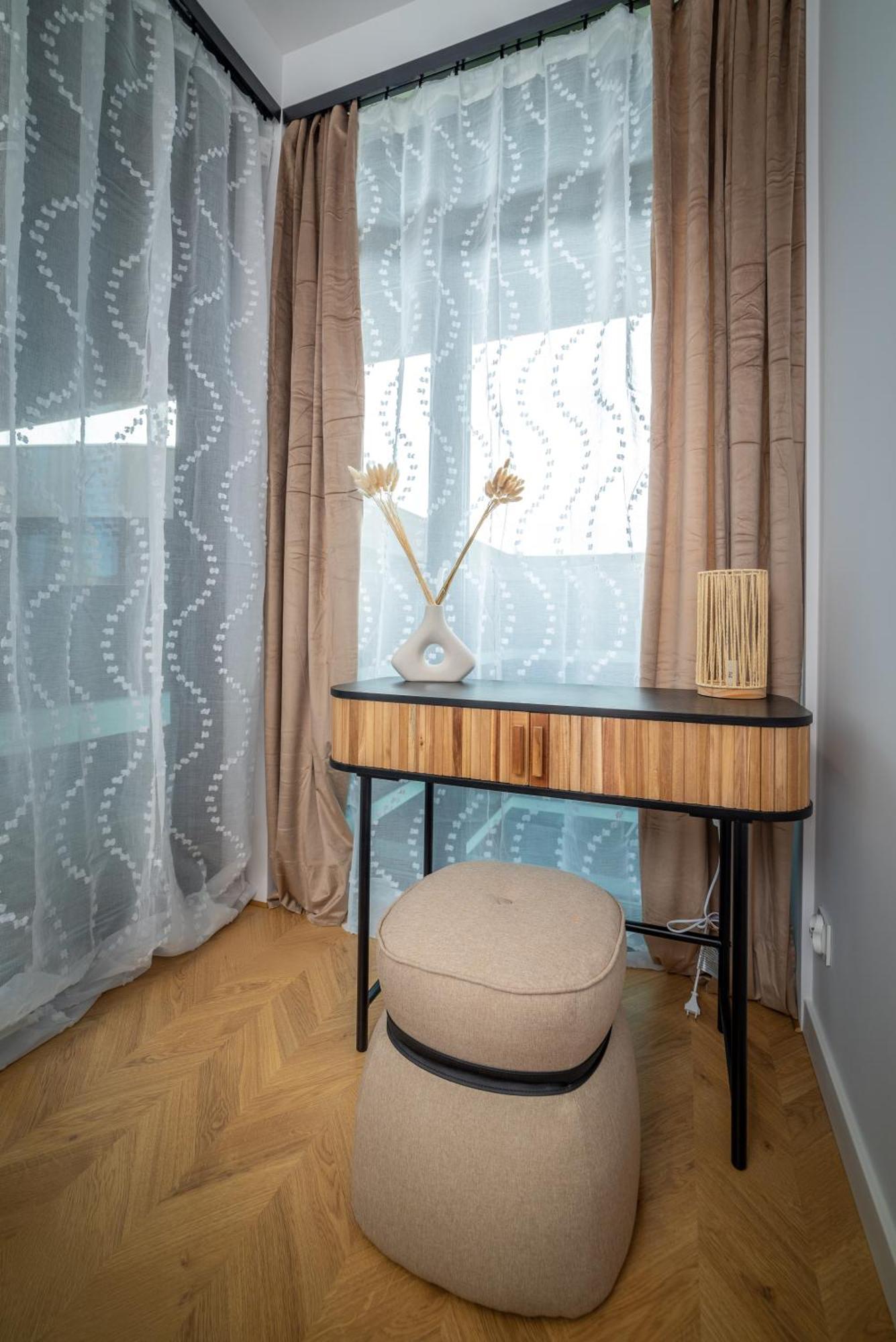Boho Grunwaldzka 25 *